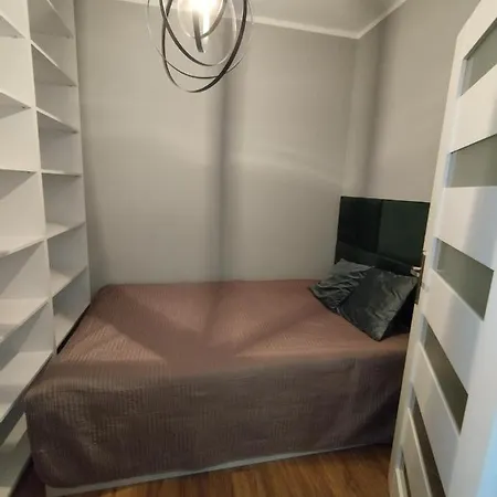 Διαμέρισμα Mieszkanie Pod Lasem *